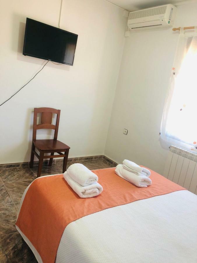Hostal Restaurante Taibilla نيربيو المظهر الخارجي الصورة